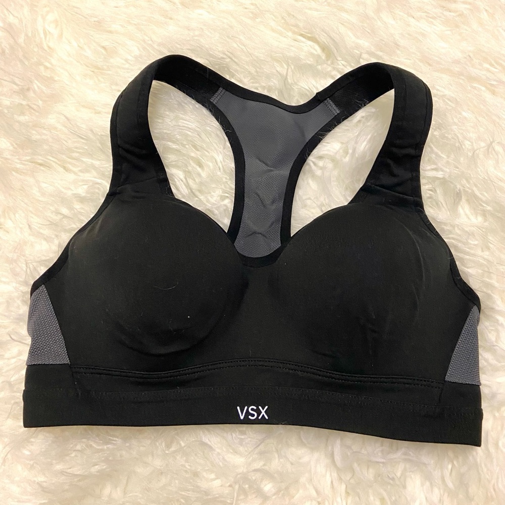 Victoria’s Secret VSX Like New Black Sports Bra